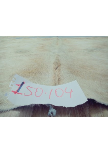 Doğal Işlenmemiş Hakiki Derisi Dana Postu Halı Yolluk