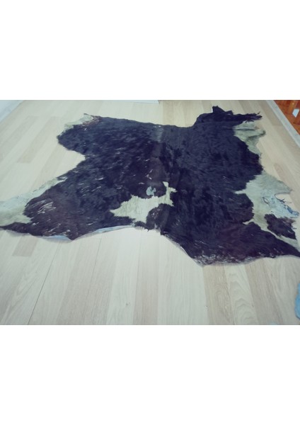 Doğal Işlenmemiş Hakiki Derisi Dana Postu Halı Yolluk