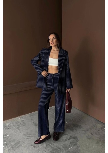 Lacivert Çizgili Ceket ve Pantolon Takım