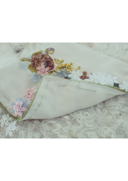 ve Reyhan El Emeği Iğne Oyası Yazma , Fular ,yemeni, Mevlüt Örtüsü ,hediyelik 4 Kenarı Oyalı fiyatları