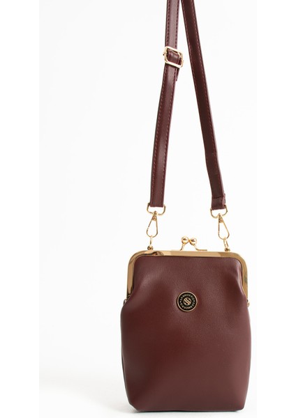 Kadın Burslu Gold Aksesuarlı Ayarlanabilir Çapraz Askılı Suni Deri Omuz ve Çapraz Çanta