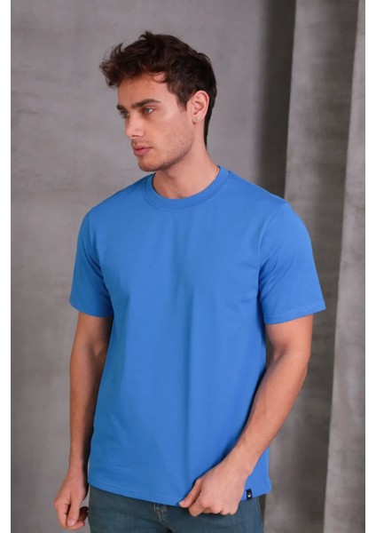 Erkek Relax Fit Bisiklet Yaka %100 Pamuk Rahat Kesim Basic Tişört fırsatları