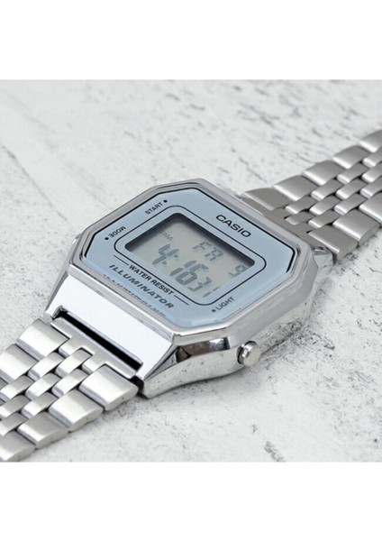 Marka Retro Model Kadın Orta Kasa LA680WA-7 Kol Saati fiyatları