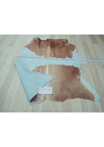 Doğal Işlenmemiş Hakiki Derisi Dana Postu Halı Yolluk