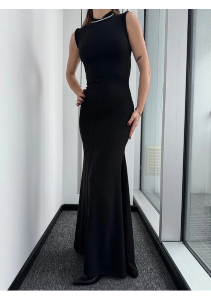 Kolsuz Yarım Bogazlı Uzun Elbise- Siyah modelleri