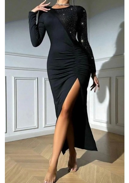 Kadın Krep Dalgıç Kumaş Taş Aksesuarlı Yırtmaç Detaylı Uzun Kollu Elbise modelleri