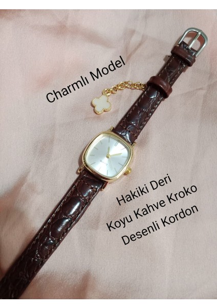 Vintage Retro Still Marka Model Oval Charmlı Gold Kasa - Koyu Kahve Kordon Kadın Kol Saati 0021