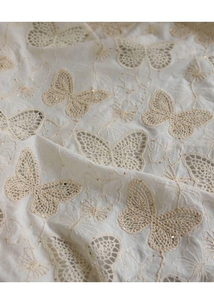 Pamuk Fisto Dantel Kelebek Detaylı Minik Zarif Pullu Krem Renkte