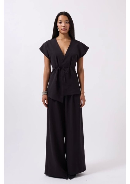 Bağcık Detay Yelek fiyatları