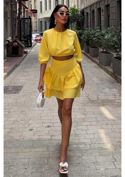 Crop Bluz ve Kat Kat Etekli Takım 10207 fiyatları