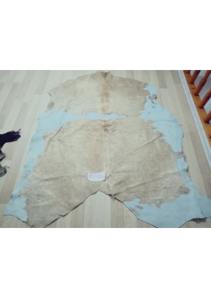 Doğal Işlenmemiş Hakiki Derisi Dana Postu Halı Yolluk modelleri
