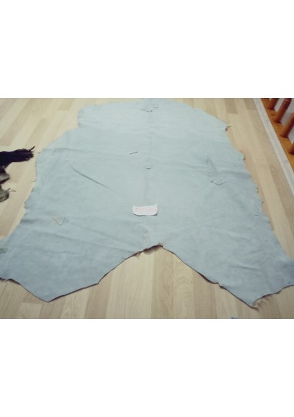 Doğal Işlenmemiş Hakiki Derisi Dana Postu Halı Yolluk