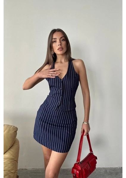 Lacivert Çizgili Yelek ve Etek Takım fırsatları