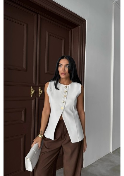 Gold Düğme Detaylı Yelek - Beyaz