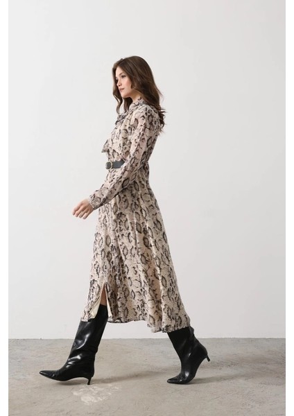 Yılan Desen Uzun Yaka Detaylı Elbise - Krem-Siyah modelleri