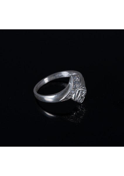 Beyaz Zirkon Taşlı 925 Ayar Gümüş Kadın Yüzük Parmağa Göre Ayarlanır Tek Ebat Mevcut 2.15 gr fiyatları