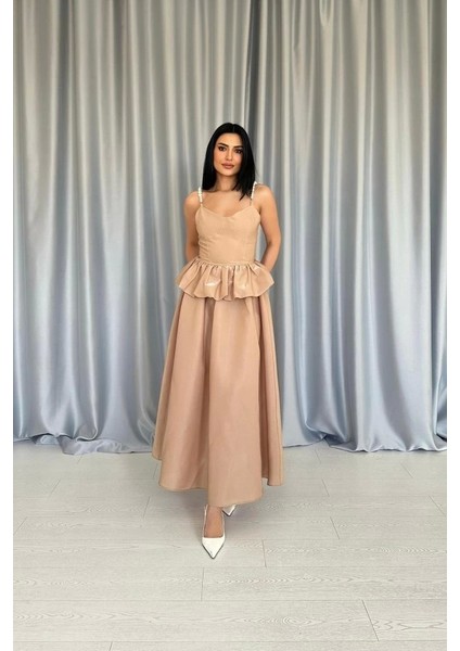 Camel Beli Büzgülü Inci Askılı Uzun Elbise