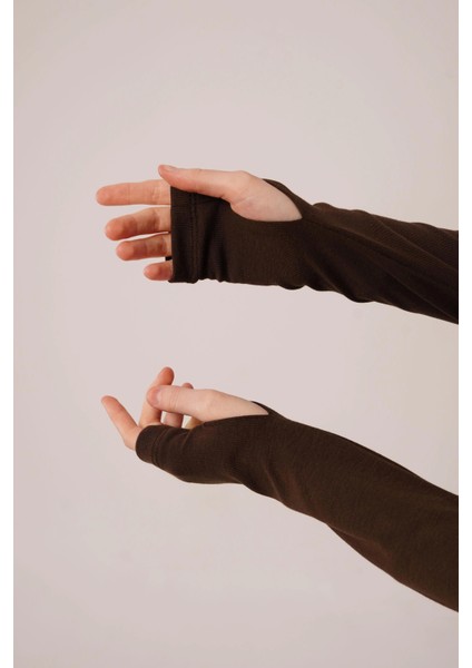 Kare Yaka Bluz ve Yırtmaç Detaylı Etek Ikili Kahverengi Takım modelleri