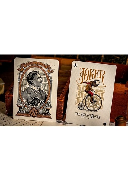 The Beetle Backs (Crimson Edition) Premium Oyun Kağıdı Iskambil Kartları Destesi modelleri