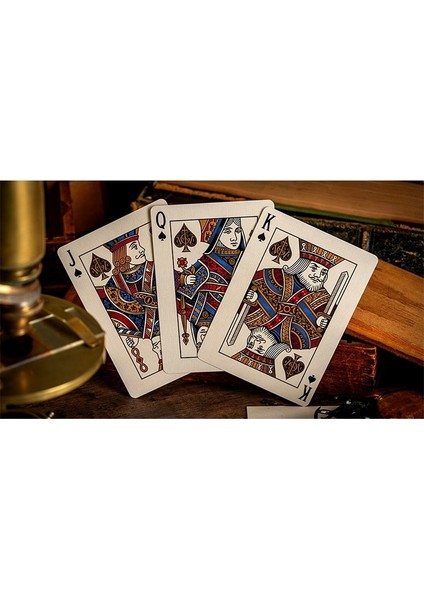 The Beetle Backs (Crimson Edition) Premium Oyun Kağıdı Iskambil Kartları Destesi indirimleri