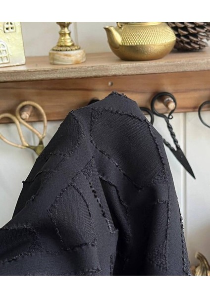 Ake•r Yakma Keten Muazzam Bir Kumaş Siyah Renkte fiyatları