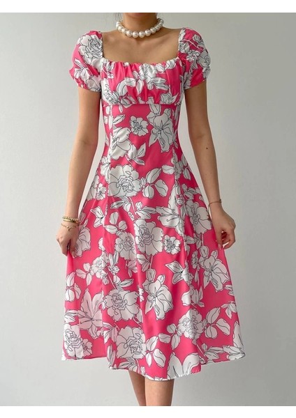 Kare Yaka Çiçekli Elbise fiyatları