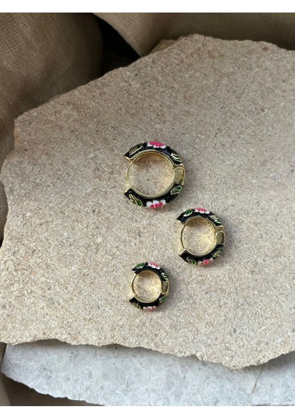 Siyah Mineli Üçlü Küpe fiyatları