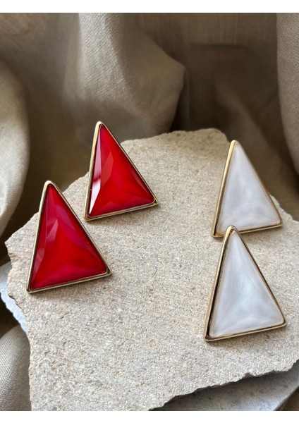 Kırmızı Taşlı Üçgen Küpe modelleri