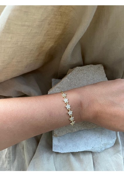 Altın Rengi Taşlı Yıldız Bileklik modelleri