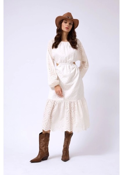 Sırt Dekolteli Brode Elbise modelleri