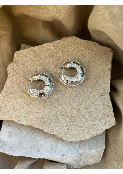 Gümüş Renkli Tombul U Taşlı Küpe