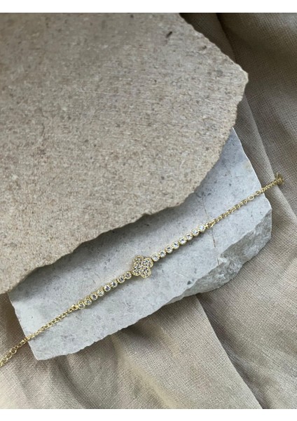 Yonca Taşlı Ince Bileklik fiyatları