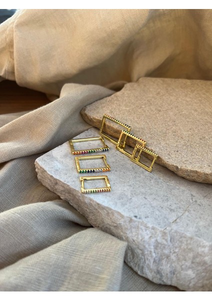 Renkli Taşlı Dikdörtgen Altılı Küpe modelleri