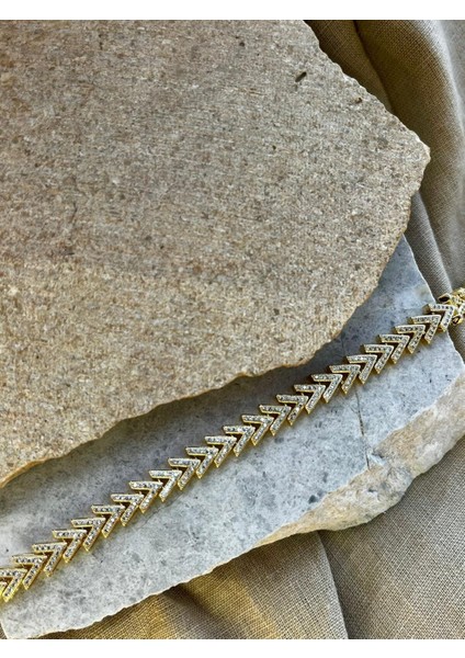 14K Taşlı V Bileklik