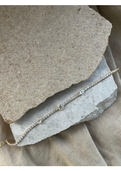 Taşlı Gümüş Renkli Ince Bileklik