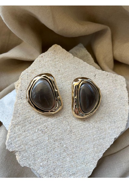 Altın Renk Çerçeveli Kahve Taşlı Küpe