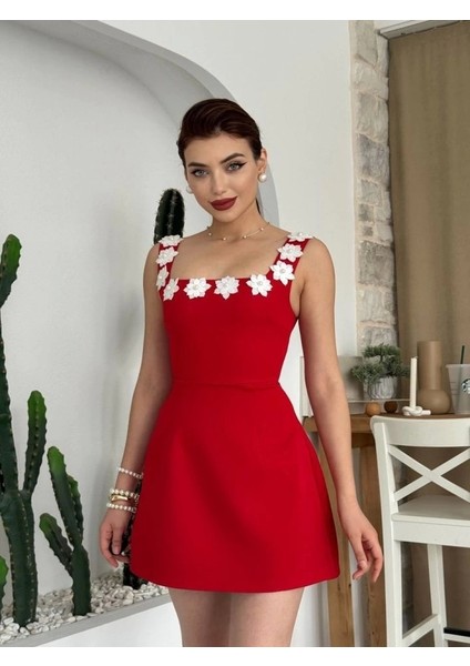 Alyosa Çiçek Detaylı Elbise fırsatları