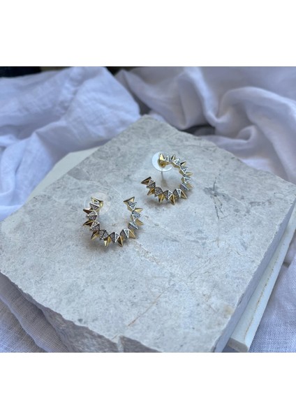 Diken ve Taş Desenli Küpe fiyatları