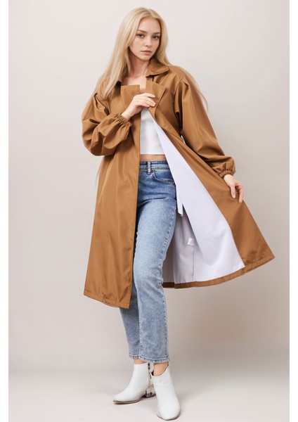 Kadın Kuşaklı Kruvaze Yaka Taba Kolu Lastikli Trençkot modelleri