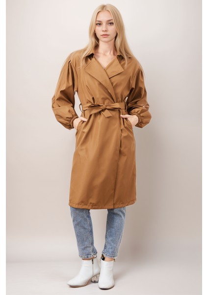 Kadın Kuşaklı Kruvaze Yaka Taba Kolu Lastikli Trençkot