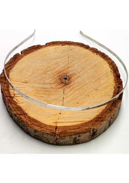 Figürlü Metal Tel Taç