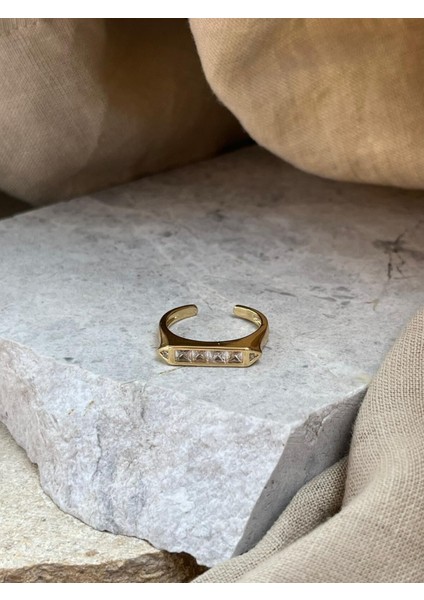 Yüzük Dört Taşlı fiyatları