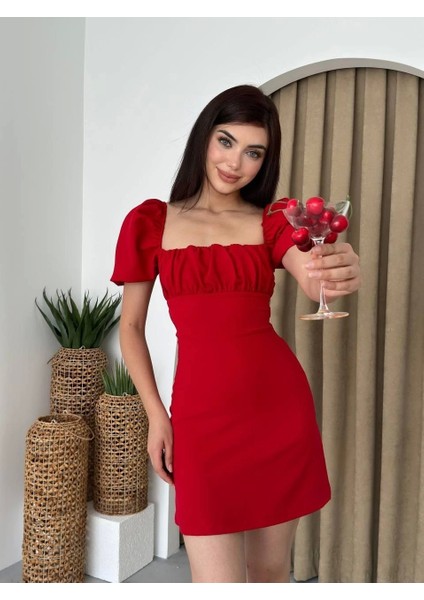 Hessen Sırt Dekolteli Elbise