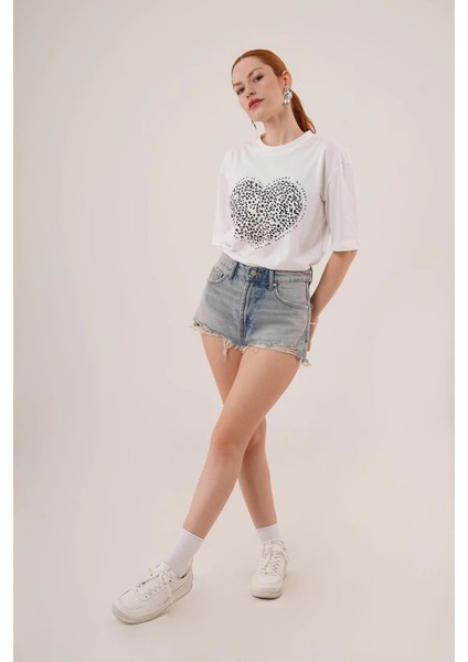 Kalp Baskılı Crop Beyaz Tişört fiyatları