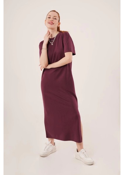 Yırtmaç Detaylı Kısa Kollu Salaş Maxi Bordo Elbise modelleri