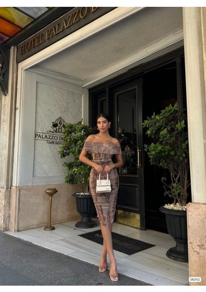 Kadın Madonna Yaka Dalga Desen Midi Boy Şifon Elbise fiyatları