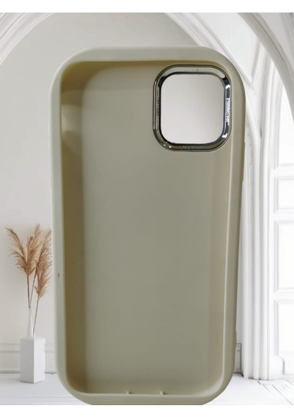 iPhone 11 Hello Kitty Kabartmalı Kaliteli Silikon Telefon Kılıfı modelleri