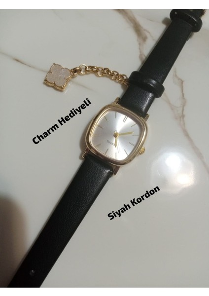Siyah Kordon Retro Still Marka Model Vintage Oval Charmlı Gold Kasa Kadın Kol Saati 0021