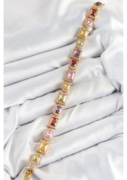 Pirinç Karışık Zirkon Taşlı Baget Model Gold Renk Vıp Seri Kadın Bileklik fiyatları