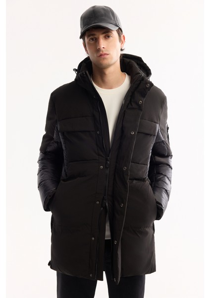 Erkek Siyah Kapüşonlu Su İtici Rüzgar Geçirmez -10°C Dayanıklı Uzun Şişme Mont A52Y6125 fiyatları